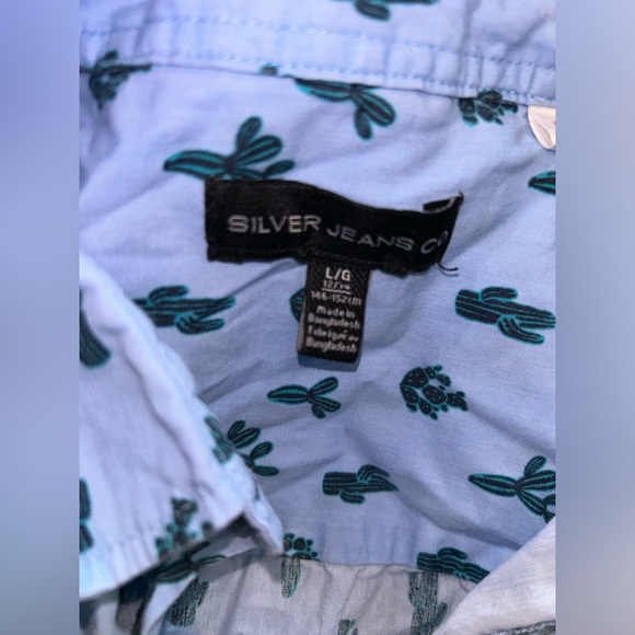 Boys botton up shirt size Large - Picture 4 of 4